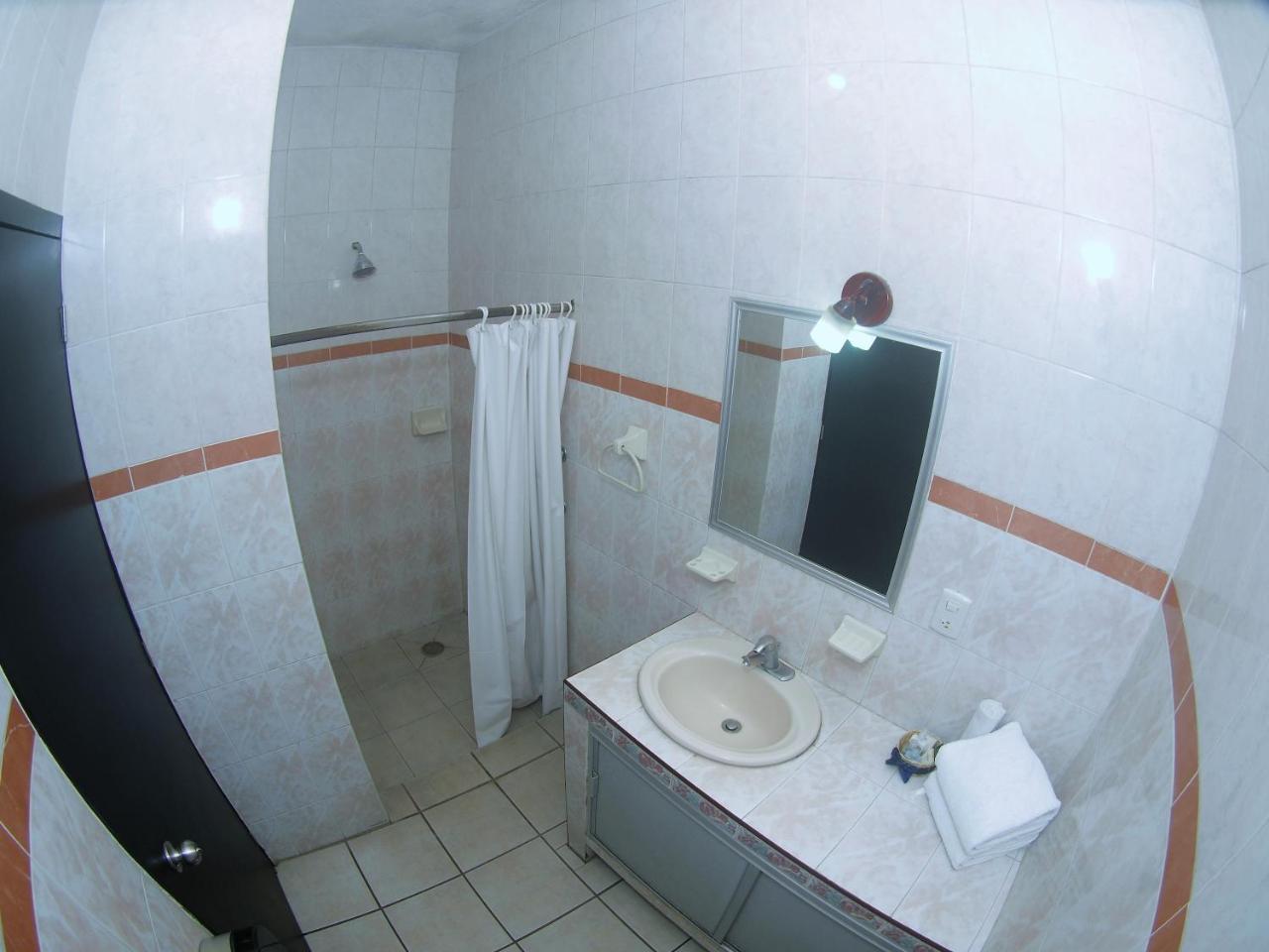 קולימה Hotel Hospedajes Del Rey מראה חיצוני תמונה